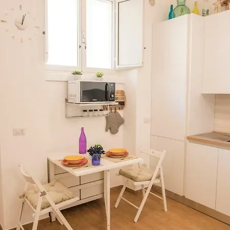 Finestra Sul Porto Apartment Bari